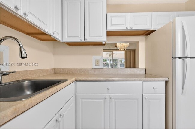 Foto del edificio - 5801 NW 62nd Ave