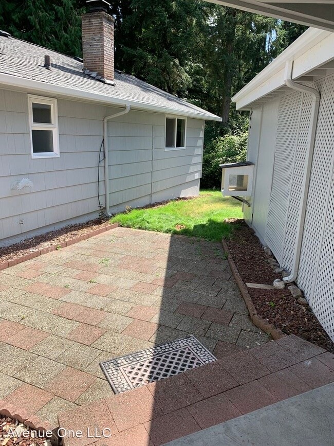 Building Photo - 3 br, 2 bath House - 9307 NE 188th St