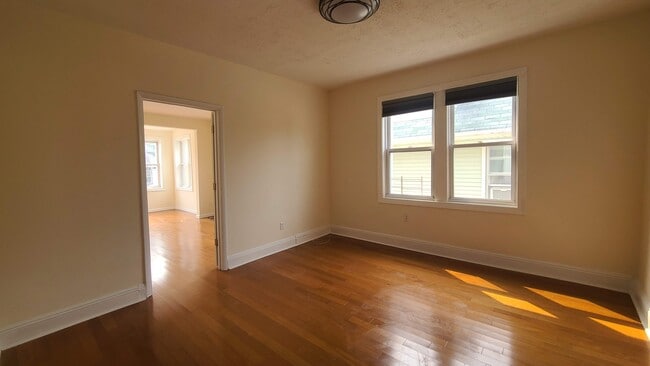 Building Photo - 210 73rd St
