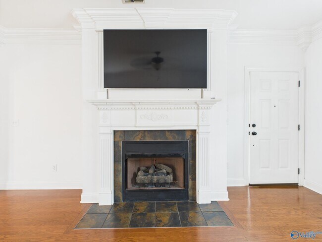 Foto del edificio - 413 White Petal St SW