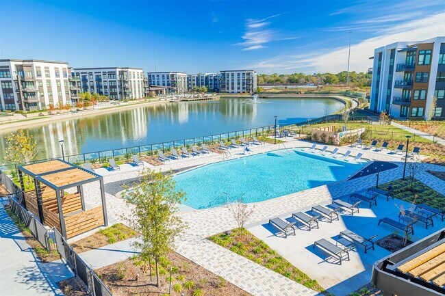 Foto del edificio - 10505 Deerwood Rd