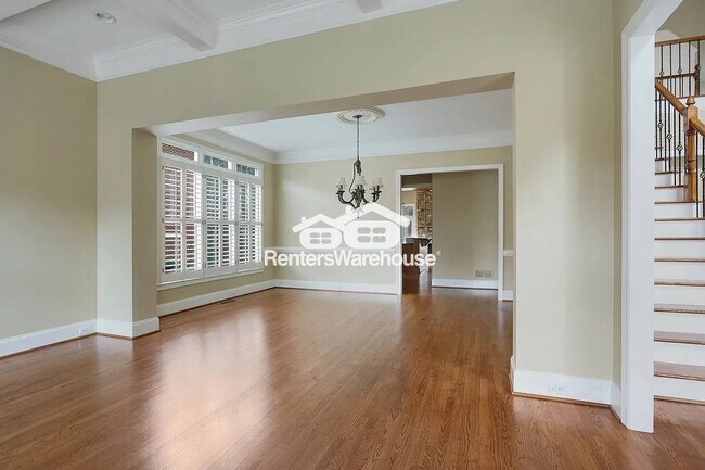 Building Photo - 653 Tabbystone NW