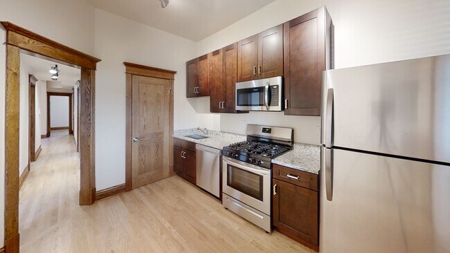 Foto del edificio - 1445 W Belle Plaine Ave