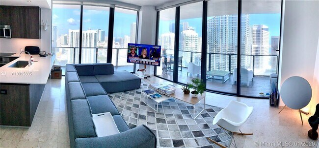 Foto del edificio - 88 SW 7th St