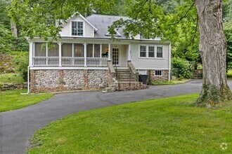 Building Photo - 281 Riversville Rd