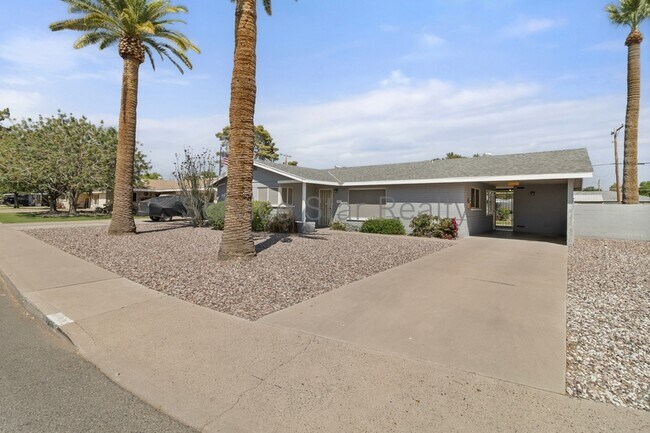 Foto del edificio - 2405 N 39th St