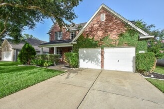 Building Photo - 1211 Deerbrook Dr