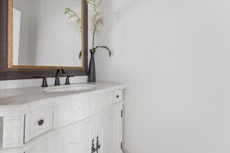 Building Photo - 1201 McDuffie St