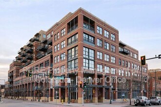 Building Photo - 1499 Blake St