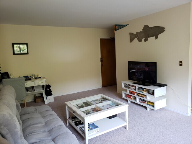 Foto del edificio - 426 W Barry Ave