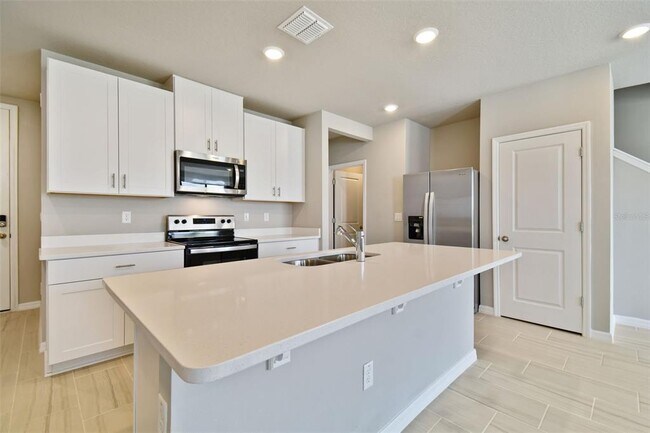 Building Photo - 7705 Momentum Pkwy