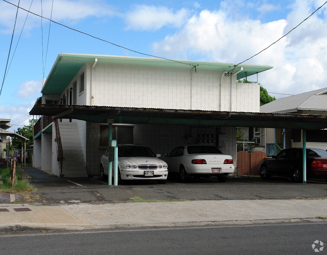 Building Photo - 734 Ekela Ave