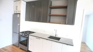 Foto principal - 310 Graham Ave