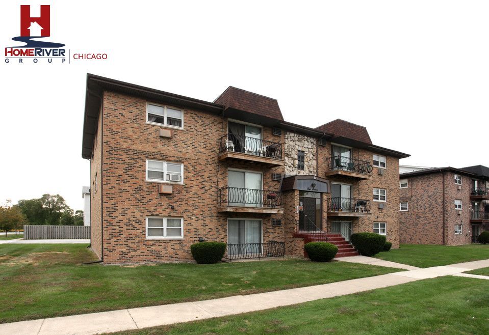 Primary Photo - Convenient Professionally Managed Building