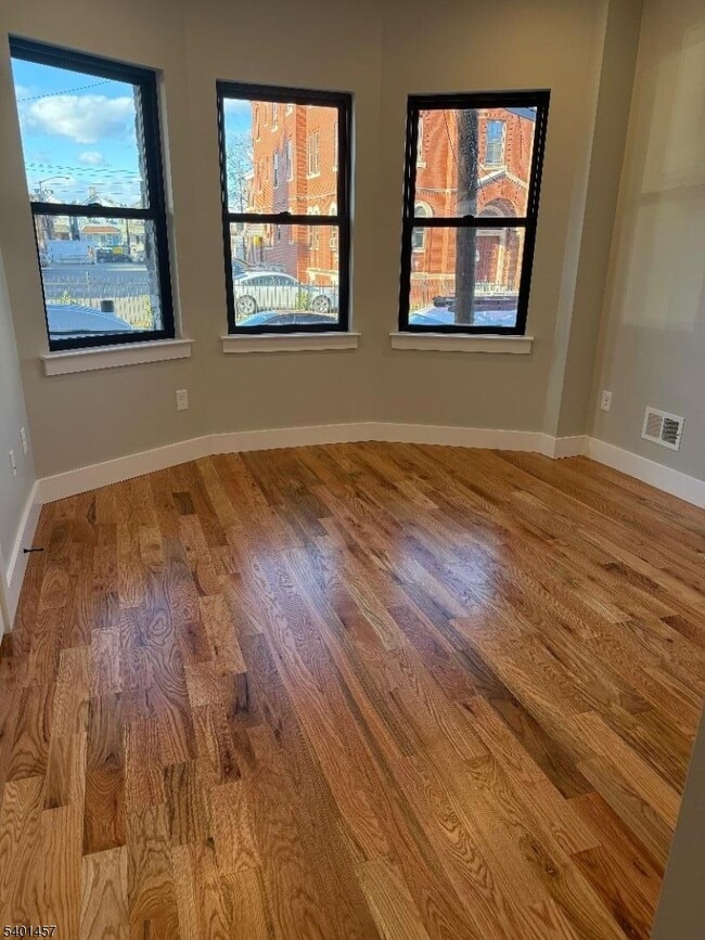 Foto del edificio - 76 Barbara St