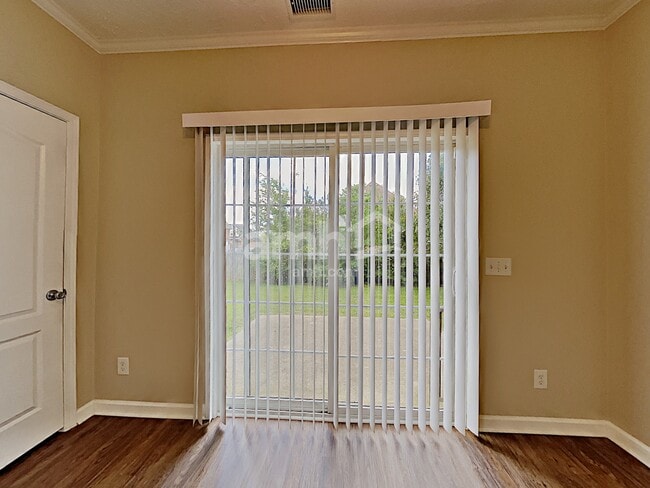 Building Photo - 5108 Bumblebee Dr