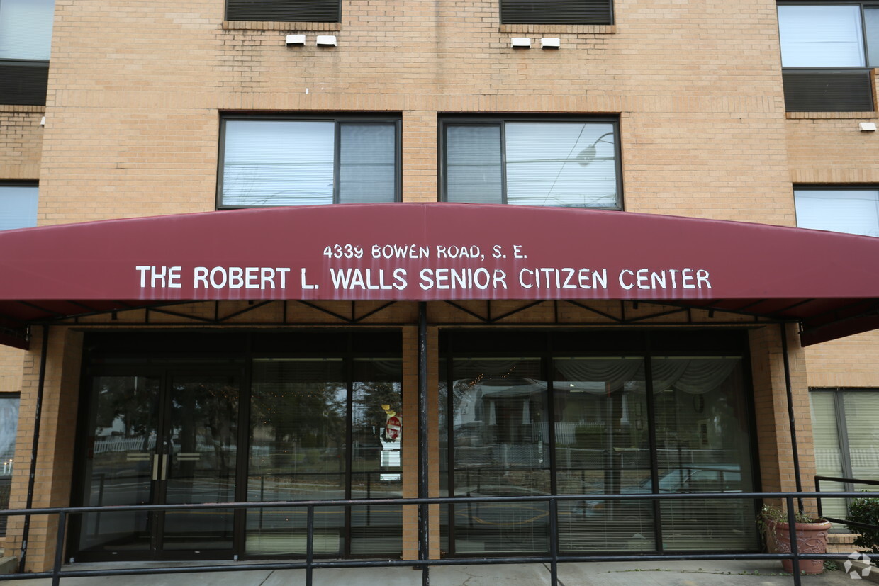 Foto del edificio - Robert L Walls Senior Citizens Center