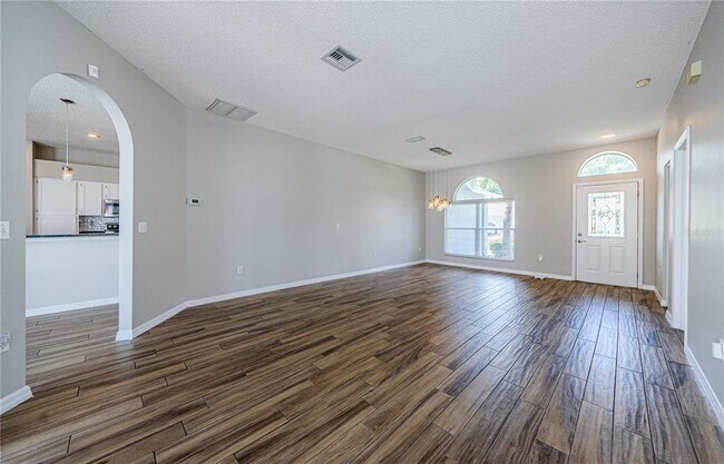 Foto del edificio - 4801 Augusta Ave