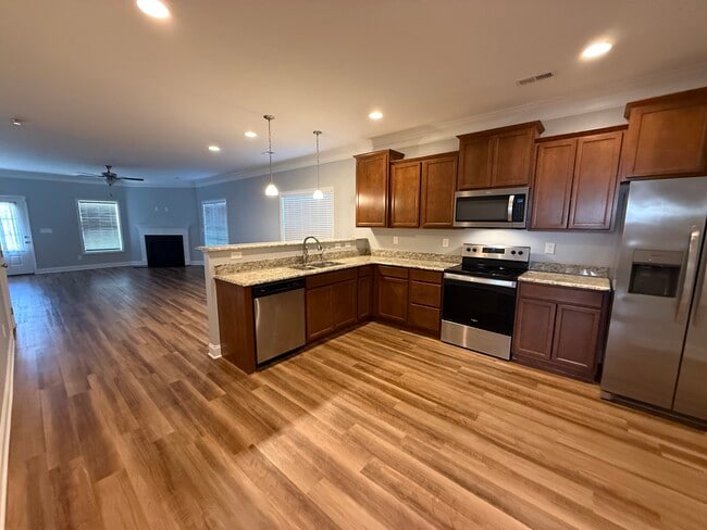 Building Photo - 145 Hardinberry St