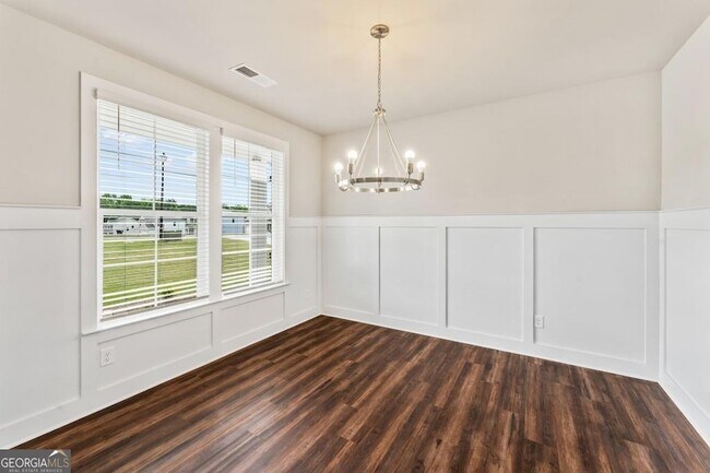 Foto del edificio - 143 Hunts Mill Circle