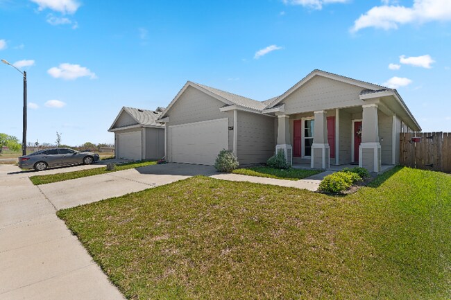 Building Photo - 6917 Witts Way