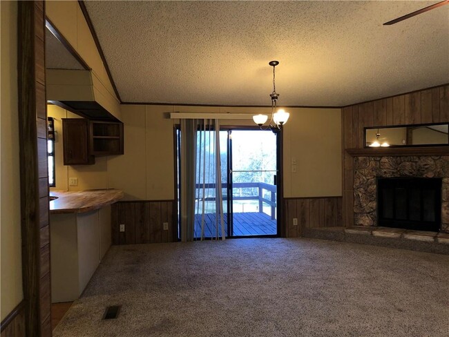 Building Photo - 403 Pope Bend N