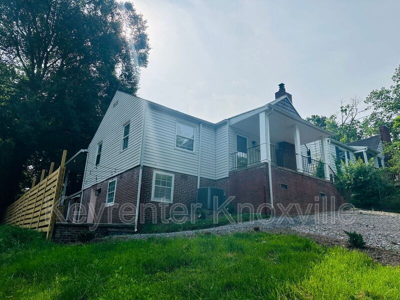 Primary Photo - 1828 Buford St