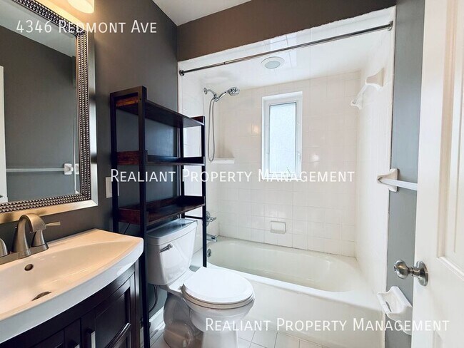 Foto del edificio - 4346 Redmont Ave