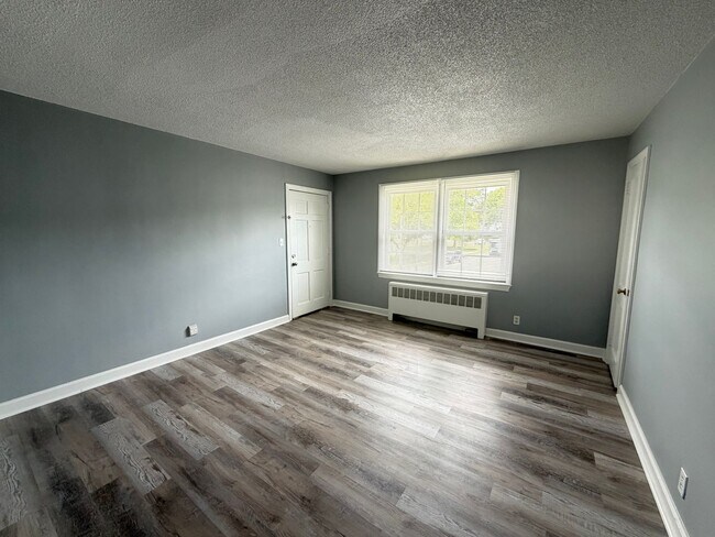 Foto del edificio - 1400 Roslyn Dr