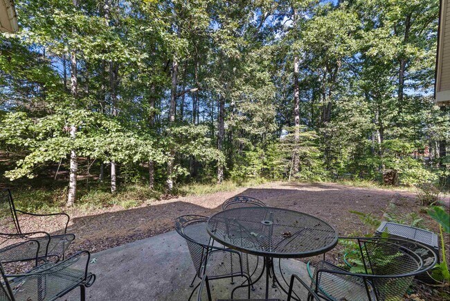 Foto del edificio - 129 Moudy Ln