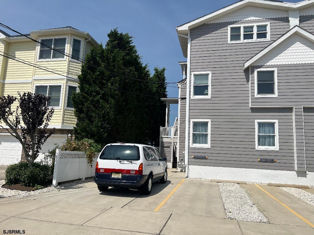 Foto principal - 6601 Monmouth Ave
