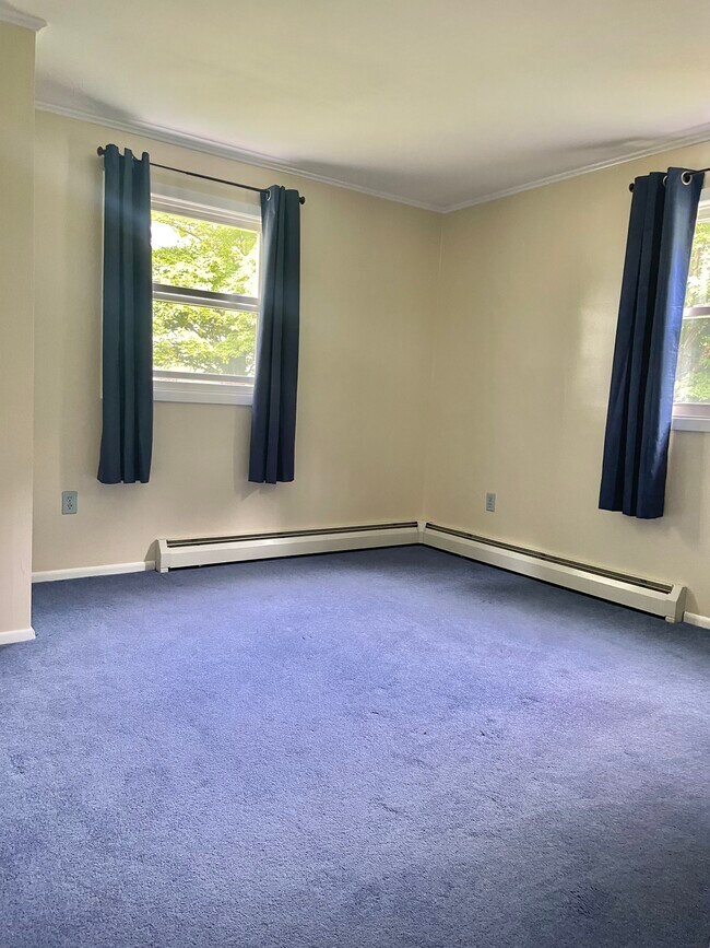 543 Tiffany Rd, Sidney, ME 04330 House Rental in Sidney, ME