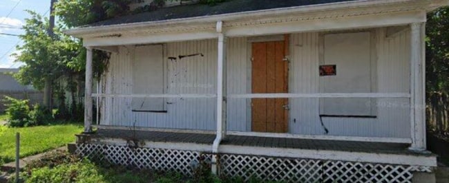 Building Photo - 1045 Orange St