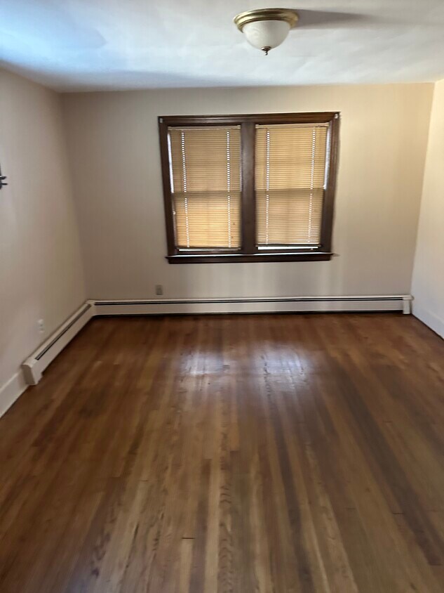 86 Sutton Ave, Stratford, CT 06615 House Rental in Stratford, CT