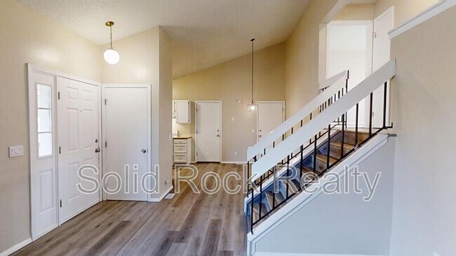 Building Photo - 6570 Montarbor Dr