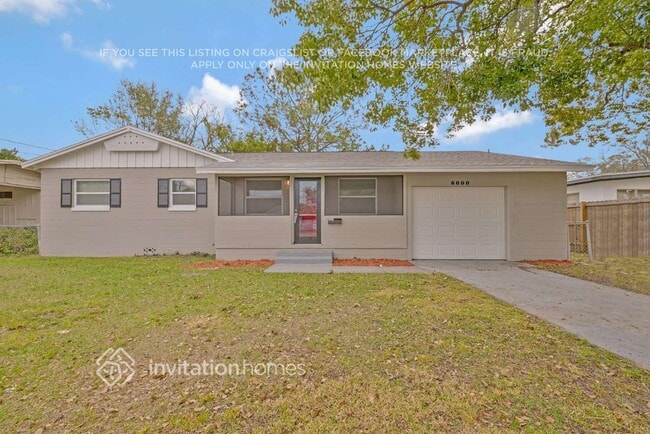 Building Photo - 6000 Balboa Dr