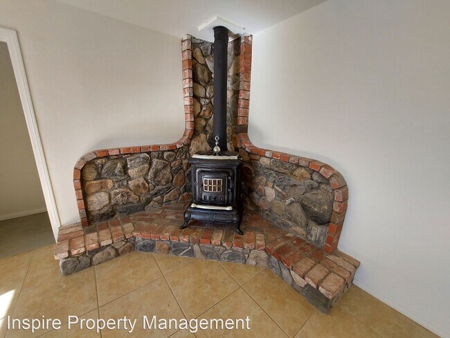 Building Photo - 3 br, 2 bath House - 9370 Rawson Road