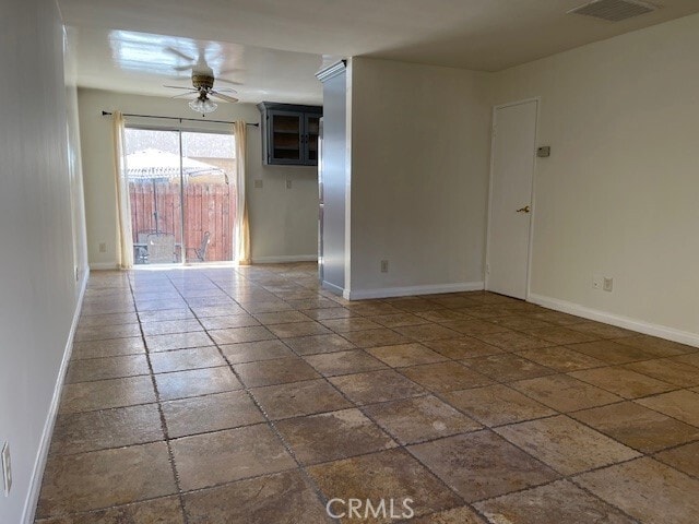 Foto del edificio - 17135 Roscoe Blvd