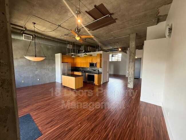 Foto del edificio - 3940 7th Ave