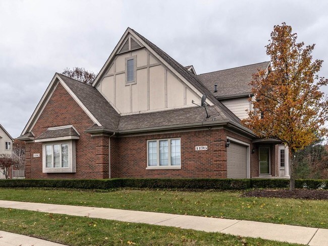 Building Photo - 1176 Alissa Marie Dr