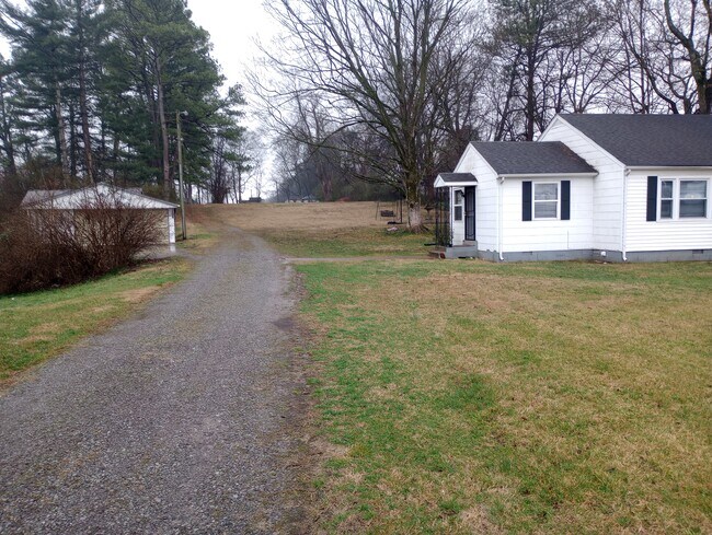 House, garage and large yard - 942 Power St