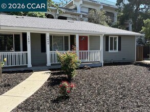 Building Photo - 1489 Carmel Dr