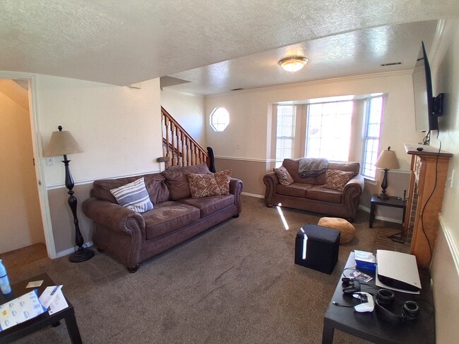 Building Photo - 665 N 100 E