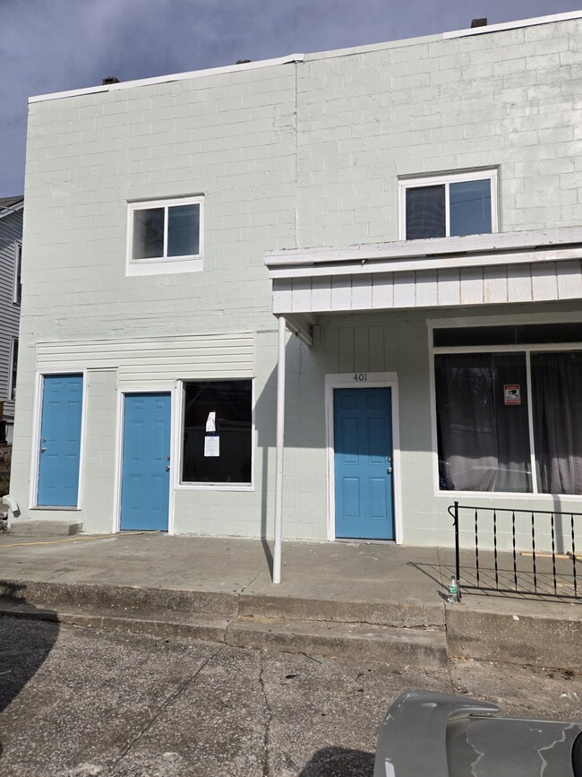 New exterior paint - 401 North St