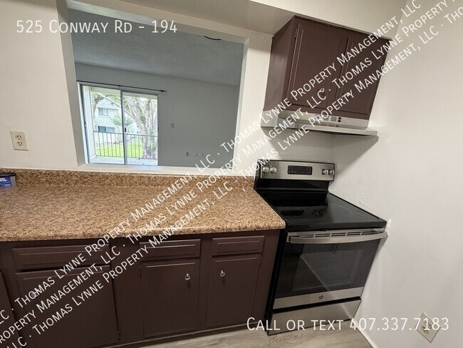 Foto del edificio - 525 Conway Rd