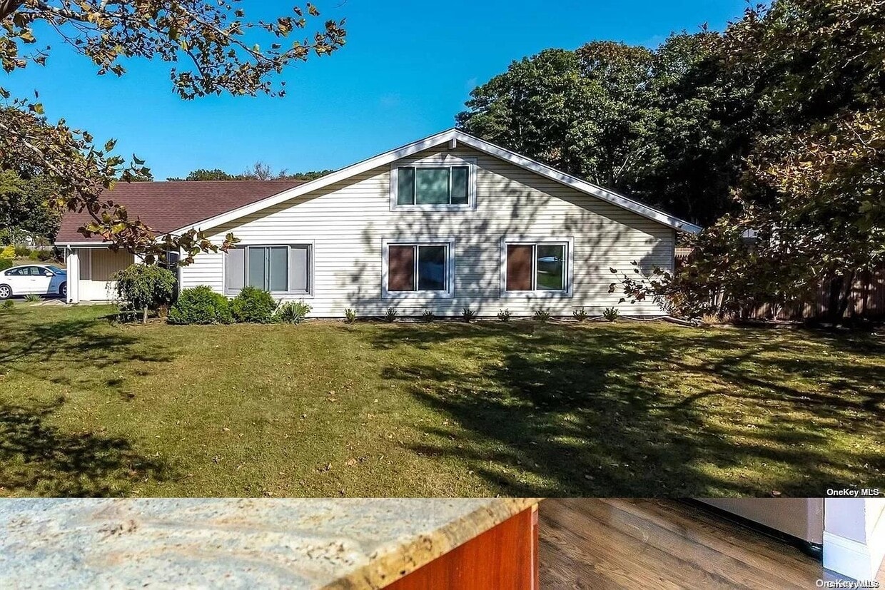 8 Hirsch Ave, Coram, NY 11727 House Rental in Coram, NY
