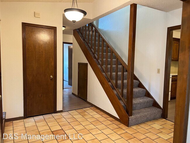 Building Photo - 4 br, 2 bath House - 11401 Mackel Drive