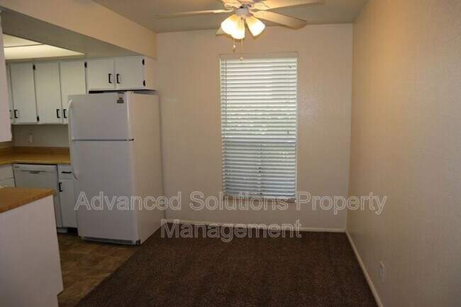 Building Photo - 4614 Quail Park Dr