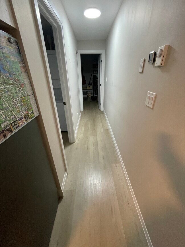 Photo du bâtiment - Upgraded 1-bedroom Unit