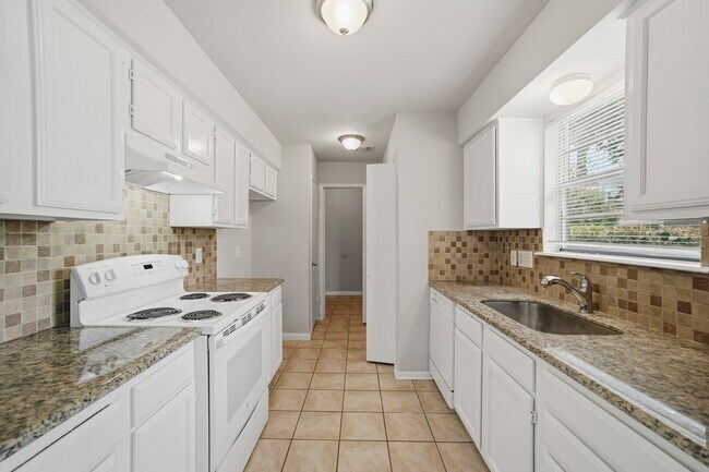 Foto del edificio - 9036 Kerrwood Ln